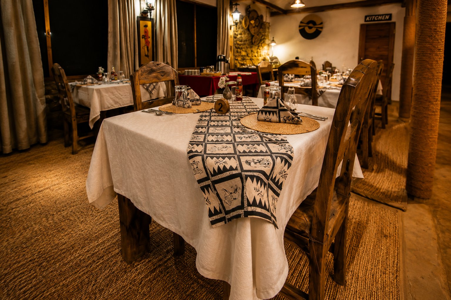 Private dining table